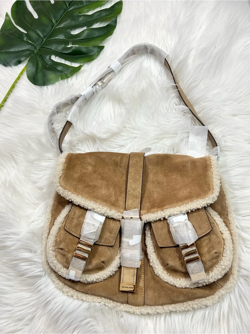 Michael Kors Women Brand Logo Shoulder Bag color Tan